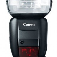 "Пиратский" анонс топовой вспышки Canon