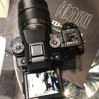 Показаны два объектива от Zhong Yi для камер Fujifilm GFX