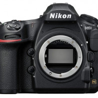 Nikon D850: главная новинка августа объявлена официально