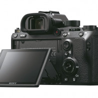 Беззеркальный Sony Alpha 9: быстрый и бесшумный