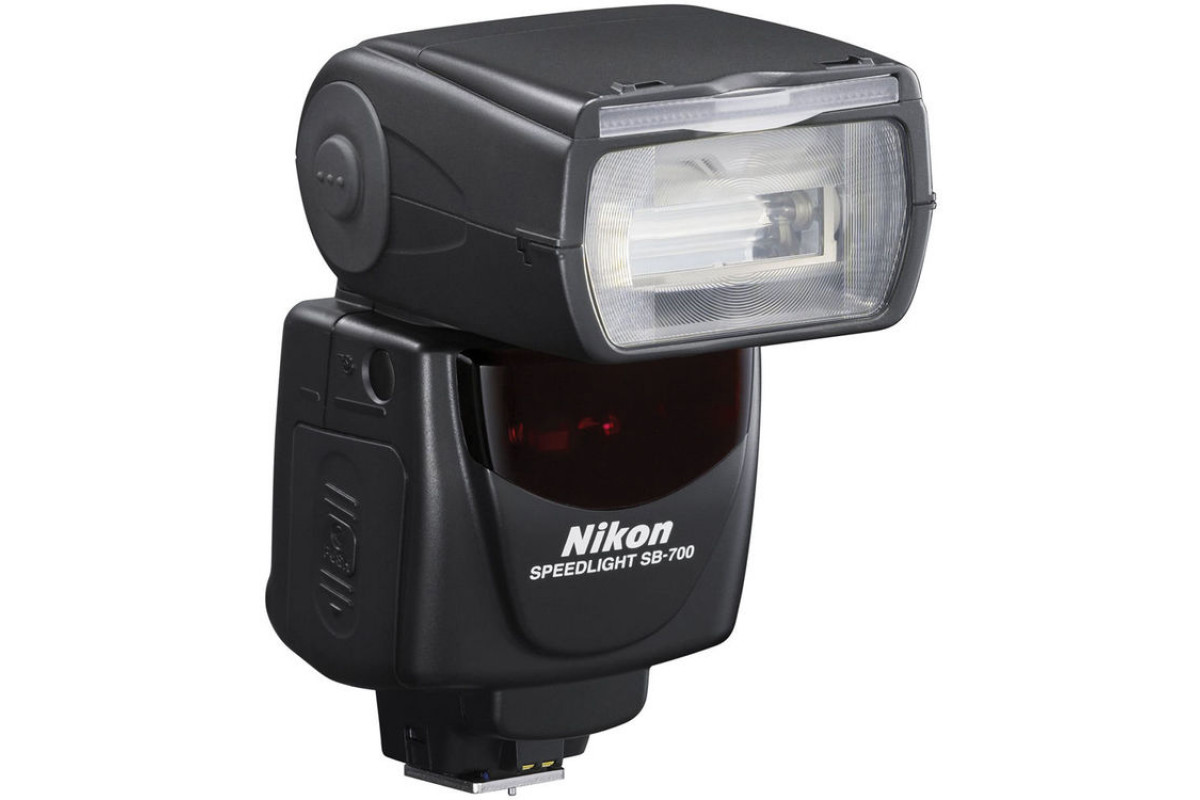 Nikon speedlight sb 700